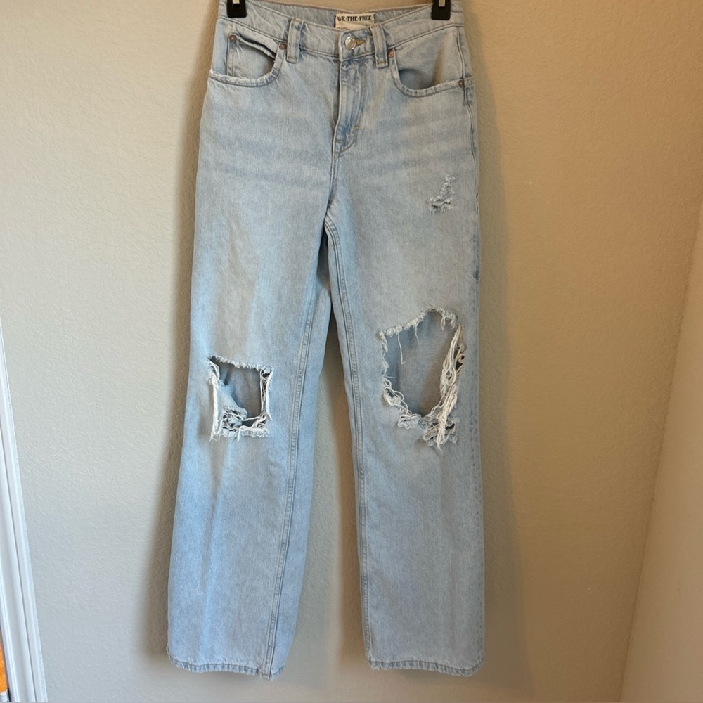 The We The Free Women’s Tinsley Baby High Rise Straight Leg Jeans in size 24